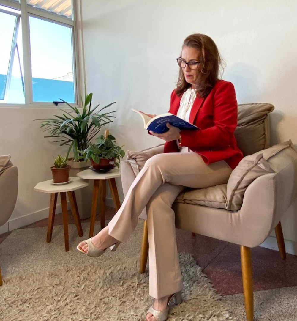 Vânia Magalhães Terapeuta Integrativa em Betim