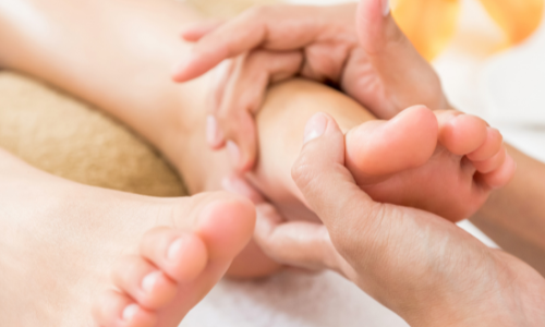 Reflexologia Podal: entenda os benefícios dessa técnica milenar